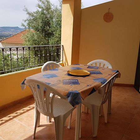 Borgo Lu Canali Da Gavino Apartman Badesi Kültér fotó